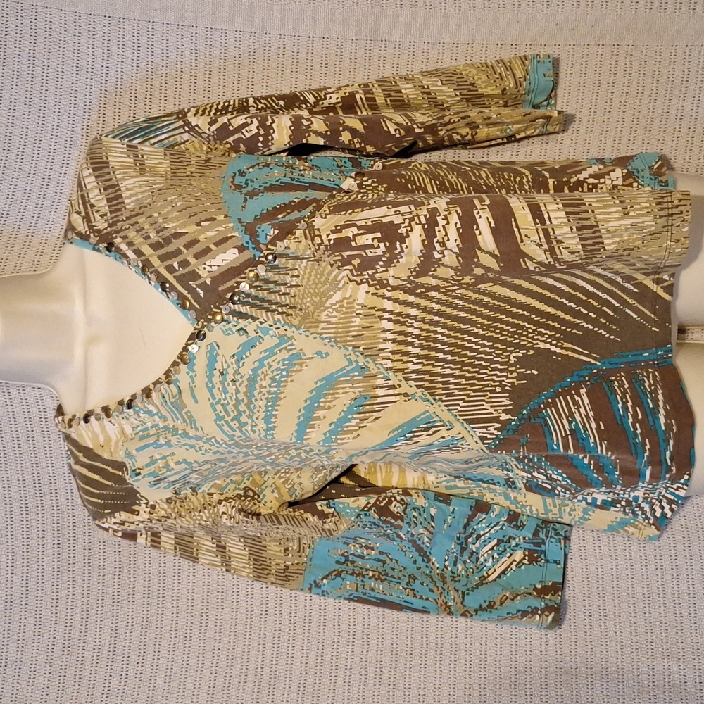 2 womens size large tops